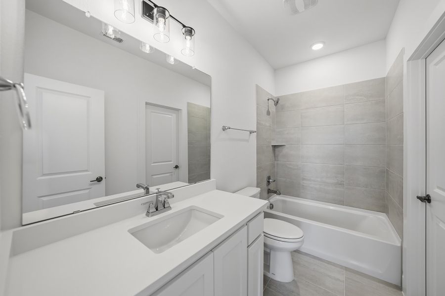 Furnished interior view inside a new home in Estates at Rockhill, Frisco (Image 16). Furnished interior view inside a new home in Estates at Rockhill, Frisco (Image 16).