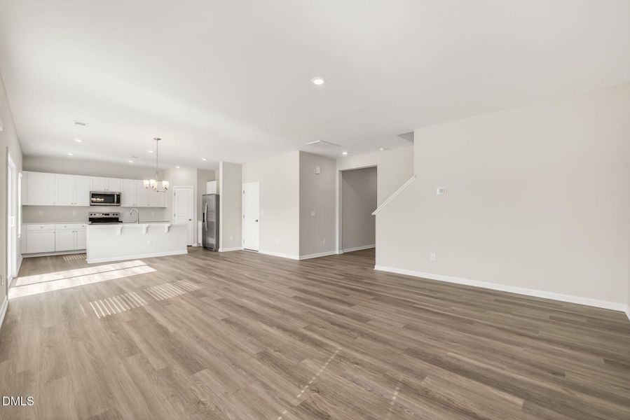 12-web-or-mls-DSC07309 12-web-or-mls-DSC07309