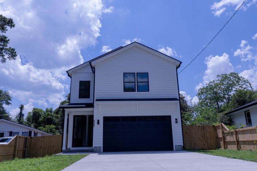Front exterior of a new home in , North Charleston, SC, highlighting curb appeal (Image 28). Front exterior of a new home in , North Charleston, SC, highlighting curb appeal (Image 28).