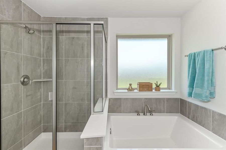 Furnished interior view inside a new home in Parkbrook, Panama City (Image 13).