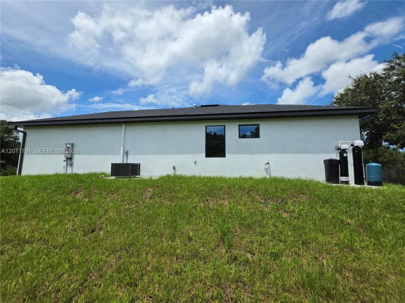 Exterior details and patio area of a home in , Lehigh Acres (Image 19).