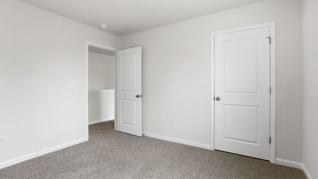 Spacious, unfurnished interior of a new home in Spring Ridge, Anderson (Image 29).