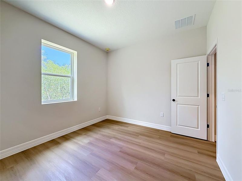 Spacious, unfurnished interior of a new home in , Eustis (Image 36).