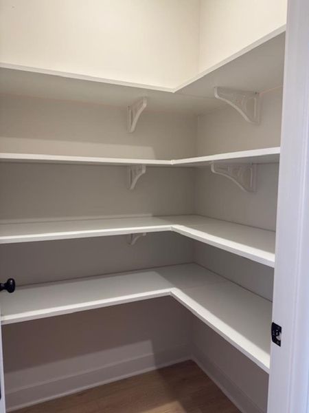 Spacious, unfurnished interior of a new home in White Oak, Arlington (Image 14).