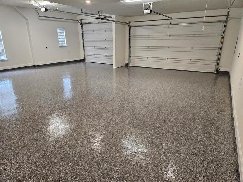 Spacious, unfurnished interior of a new home in Pecan Grove, Whitesboro (Image 13).