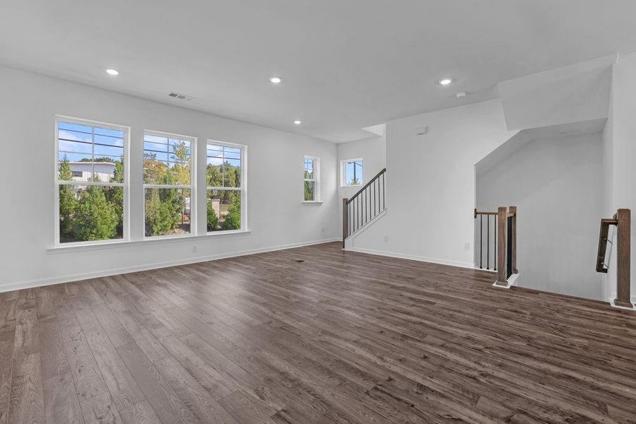 Spacious, unfurnished interior of a new home in Somerset at Veterans Memorial, Mableton (Image 16). Spacious, unfurnished interior of a new home in Somerset at Veterans Memorial, Mableton (Image 16).