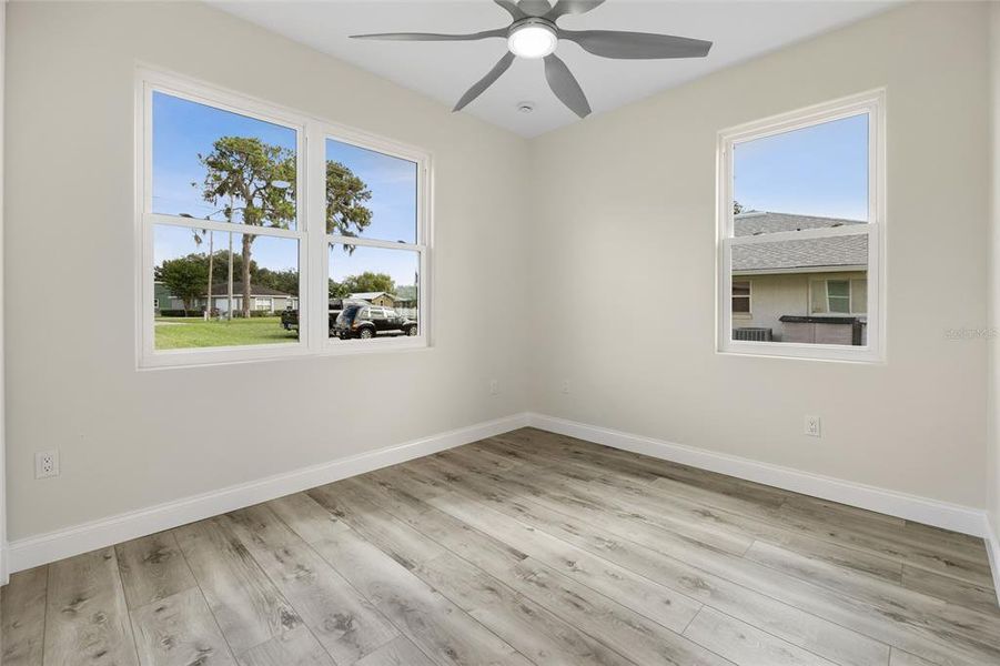 Spacious, unfurnished interior of a new home in , Tavares (Image 27).