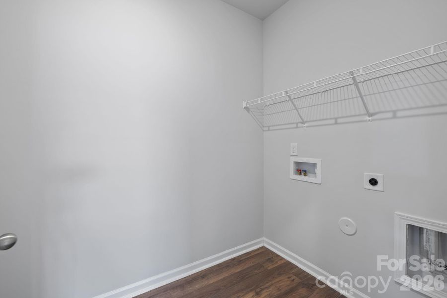 Spacious, unfurnished interior of a new home in McFarland Estates, York (Image 16).