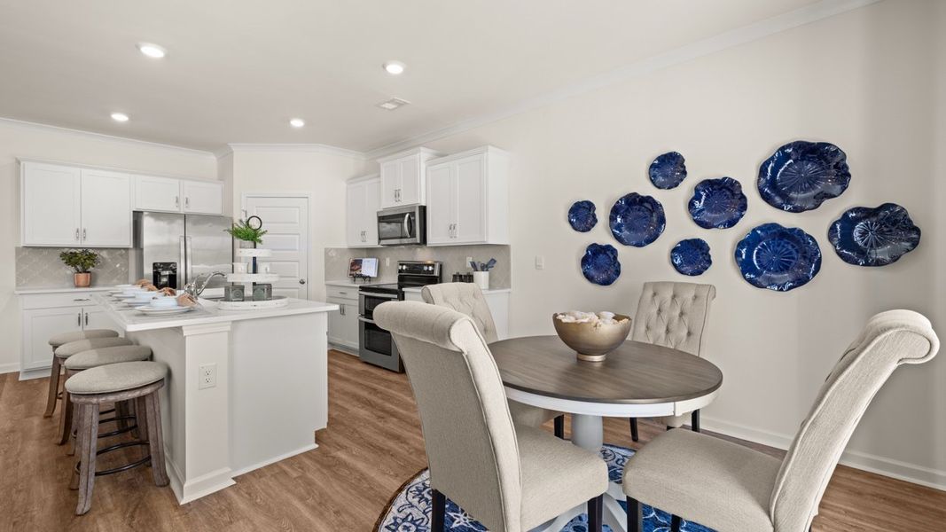 Representative furnished interior of a home built from the Hayden by D.R. Horton in Kingston Ranch at Lake Oconee, Buckhead (Image 9).