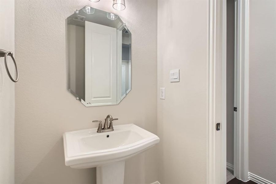 Bathroom with sink