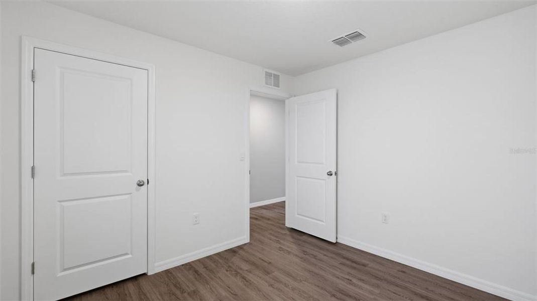 Spacious, unfurnished interior of a new home in Northwater at Two Rivers, Zephyrhills (Image 40).