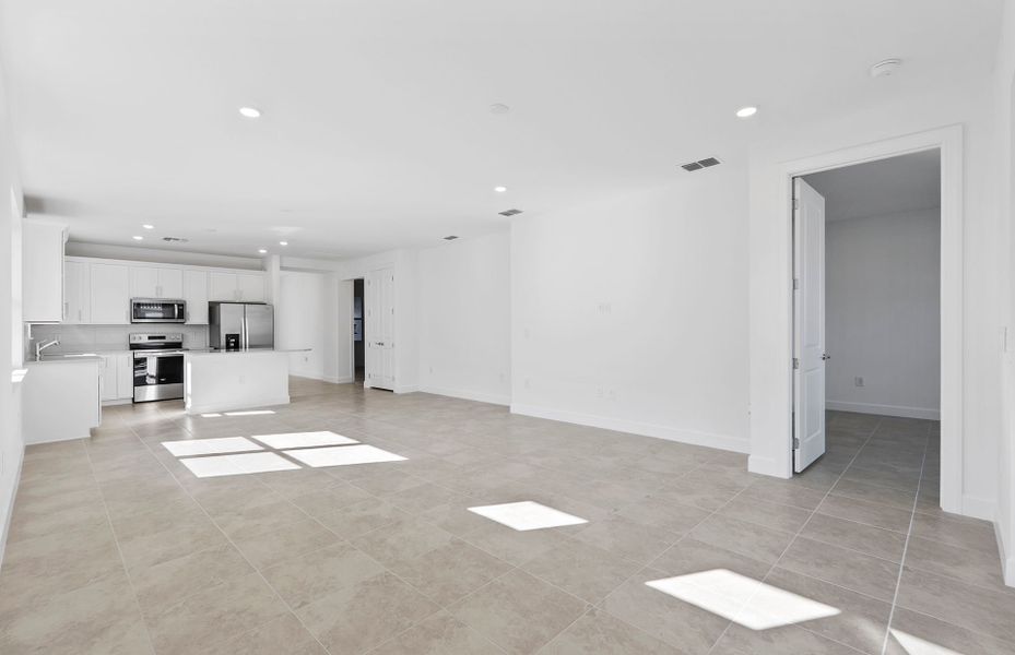 Spacious, unfurnished interior of a new home in Legacy Groves, Nokomis (Image 14). Spacious, unfurnished interior of a new home in Legacy Groves, Nokomis (Image 14).