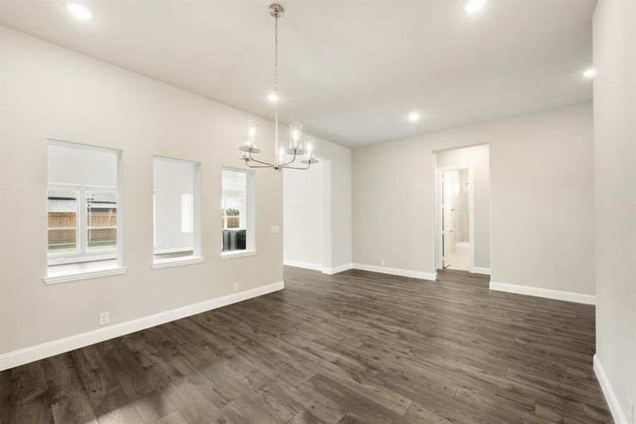 Spacious, unfurnished interior of a new home in Ridgepoint, Midlothian (Image 39).