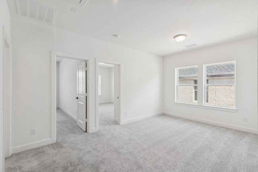 Spacious, unfurnished interior of a new home in Brookewater 55’ Homesites, Rosenberg (Image 14).