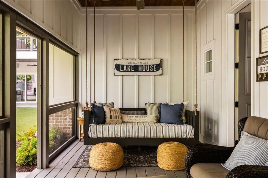 Exterior details and patio area of a home in , Gainesville (Image 31).