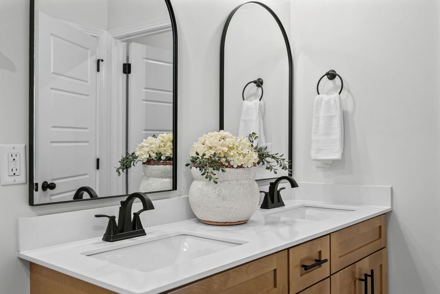 Furnished interior view inside a new home in Summerfield, Clarksville (Image 33).