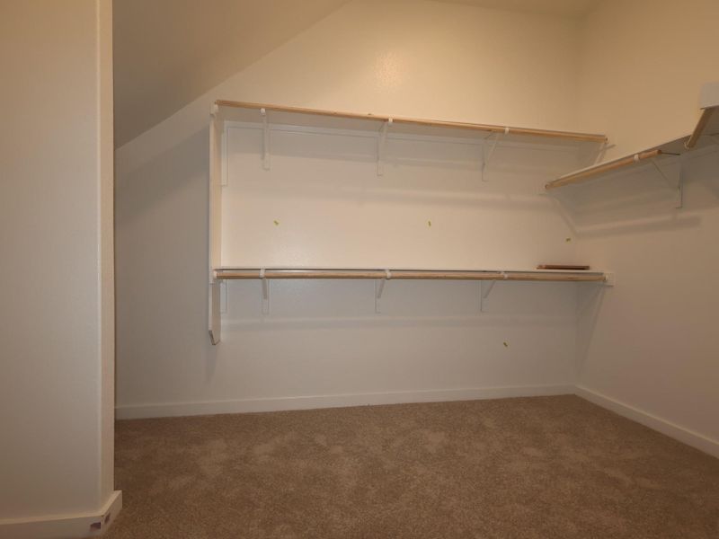 Spacious, unfurnished interior of a new home in Heritage, Dripping Springs (Image 19).