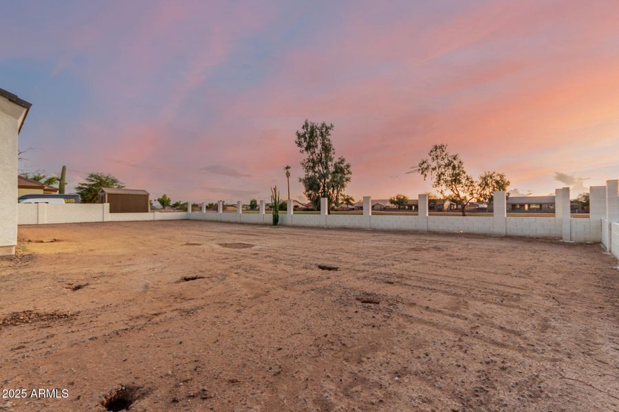 18-Country Club 18-Country Club