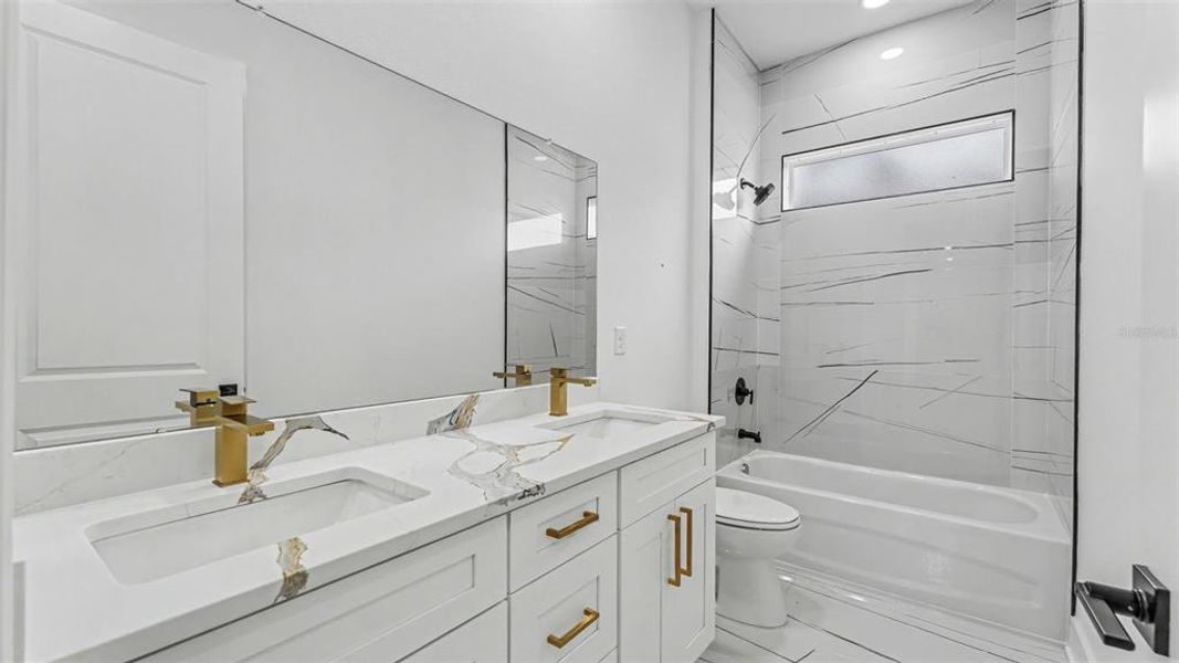 Furnished interior view inside a new home in , Davenport (Image 13).