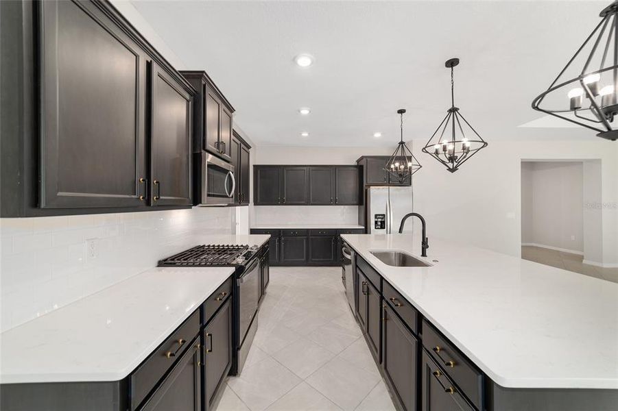 Furnished interior view inside a new home in Calesa Township, Ocala (Image 5).