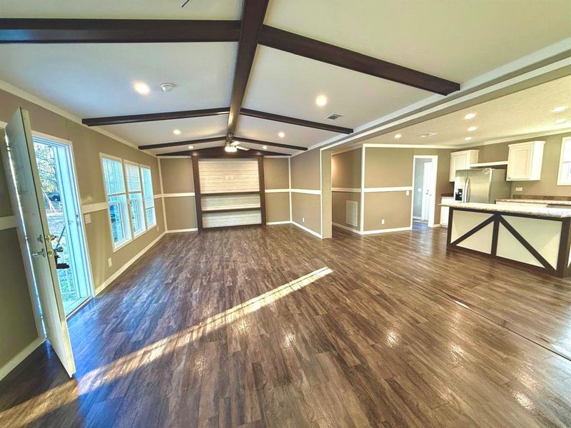 Spacious, unfurnished interior of a new home in , Thonotosassa (Image 8). Spacious, unfurnished interior of a new home in , Thonotosassa (Image 8).