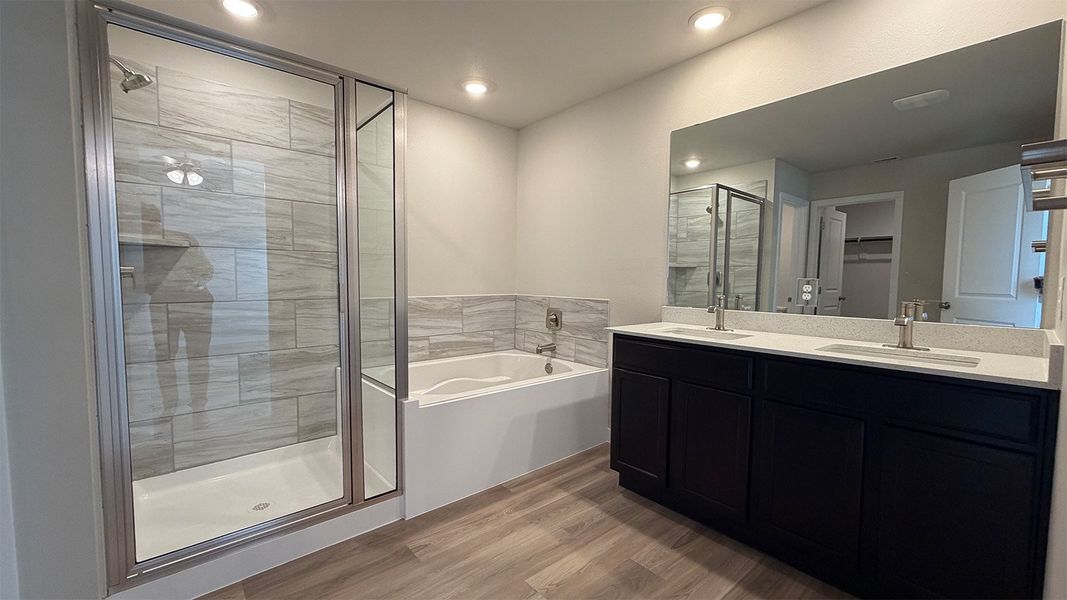 Furnished interior view inside a new home in The Lakes Northwest, Corpus Christi (Image 10). Furnished interior view inside a new home in The Lakes Northwest, Corpus Christi (Image 10).