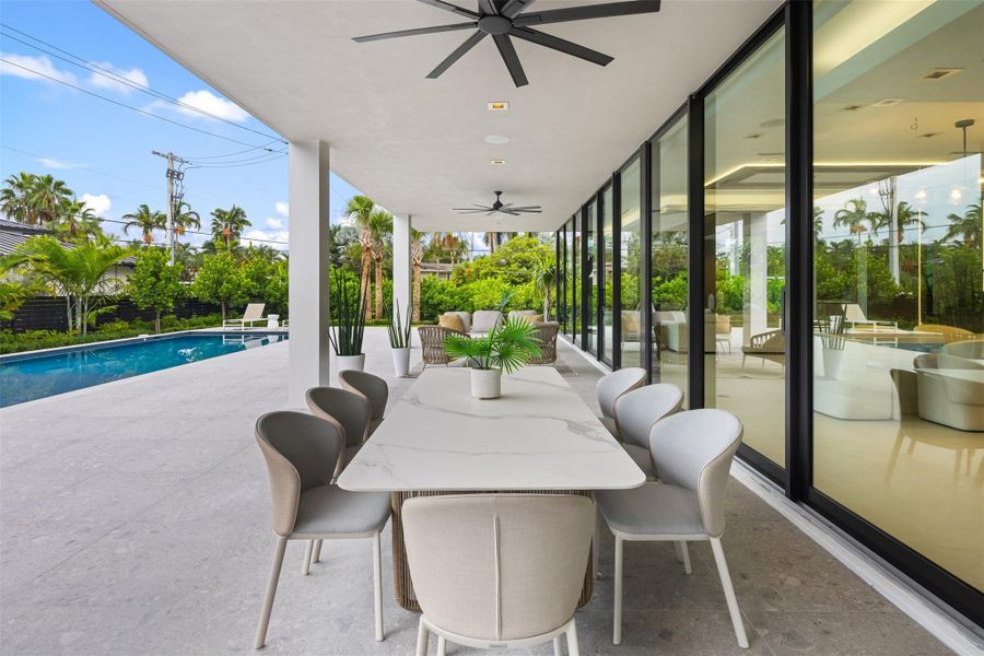 Exterior details and patio area of a home in , Fort Lauderdale (Image 28).