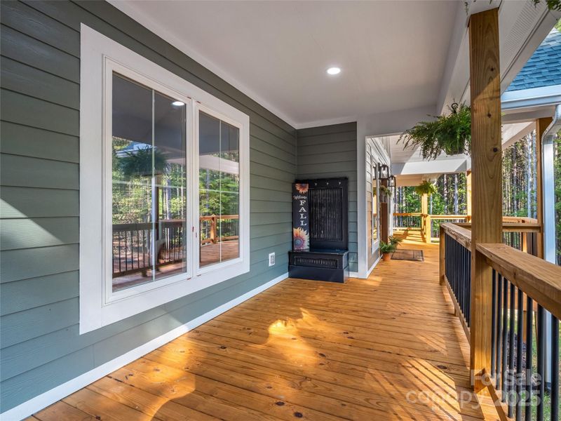 Exterior details and patio area of a home in , Mill Spring (Image 20).