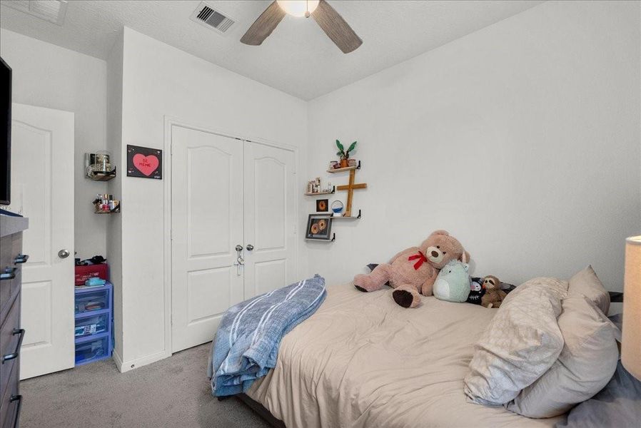 Furnished interior view inside a new home in , Alvin (Image 29).