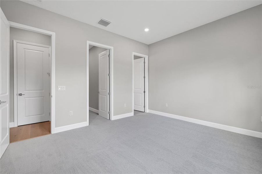 Spacious, unfurnished interior of a new home in , Debary (Image 24). Spacious, unfurnished interior of a new home in , Debary (Image 24).