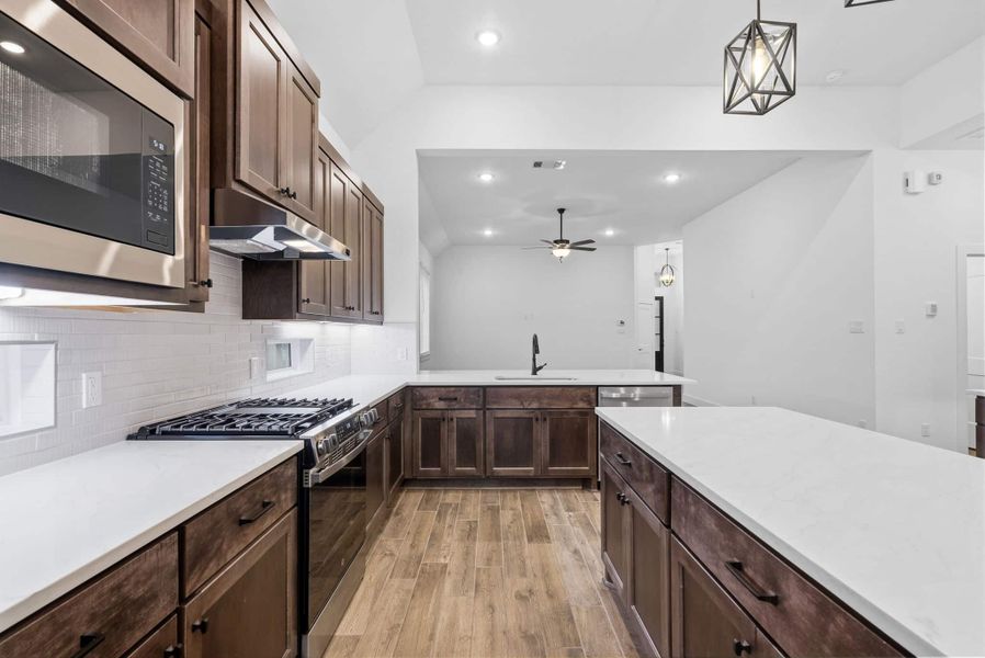 Furnished interior view inside a new home in Mulberry Farms, Santa Fe (Image 7).