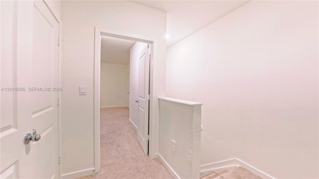 Spacious, unfurnished interior of a new home in , Florida City (Image 33).