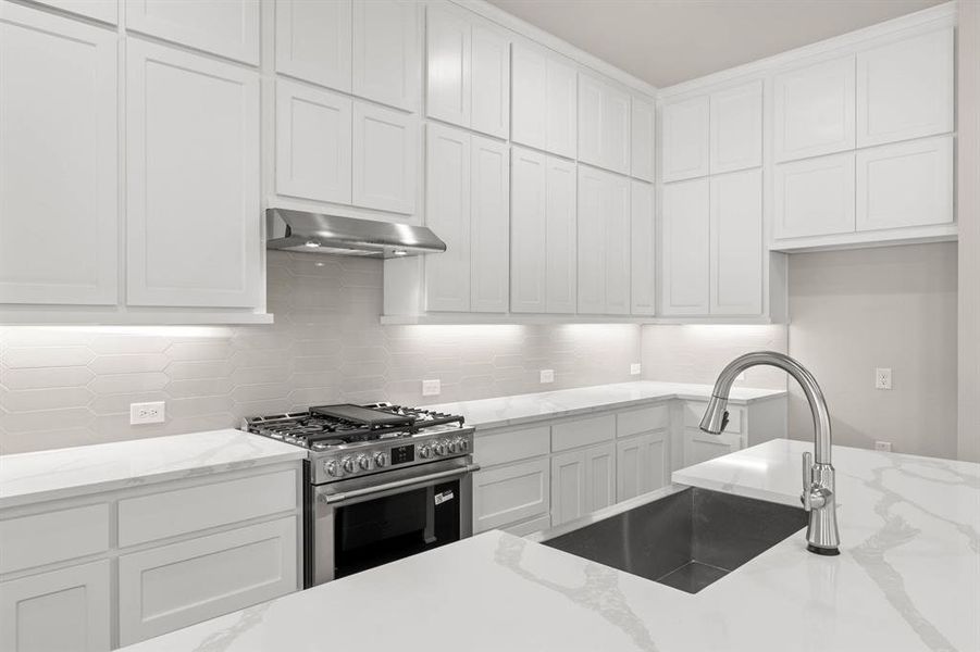 1846 Wittington-Kitchen-4