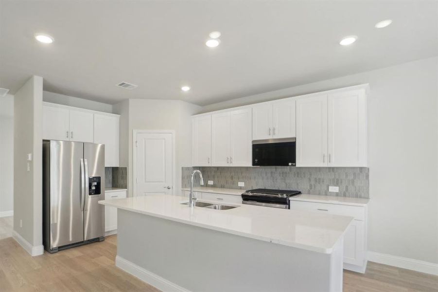 Photo is not of the actual home, but is an inspirational photo of builder’s model home and may depict options, furnishings, and/or decorator features that are not included. Photo is not of the actual home, but is an inspirational photo of builder’s model home and may depict options, furnishings, and/or decorator features that are not included.