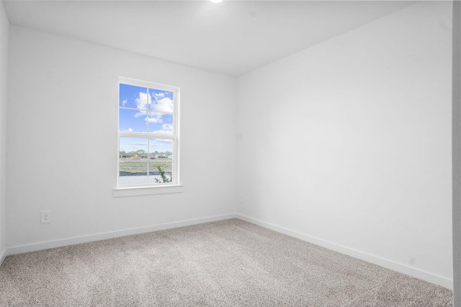 Spacious, unfurnished interior of a new home in Riverwood Ranch, Angleton (Image 17).