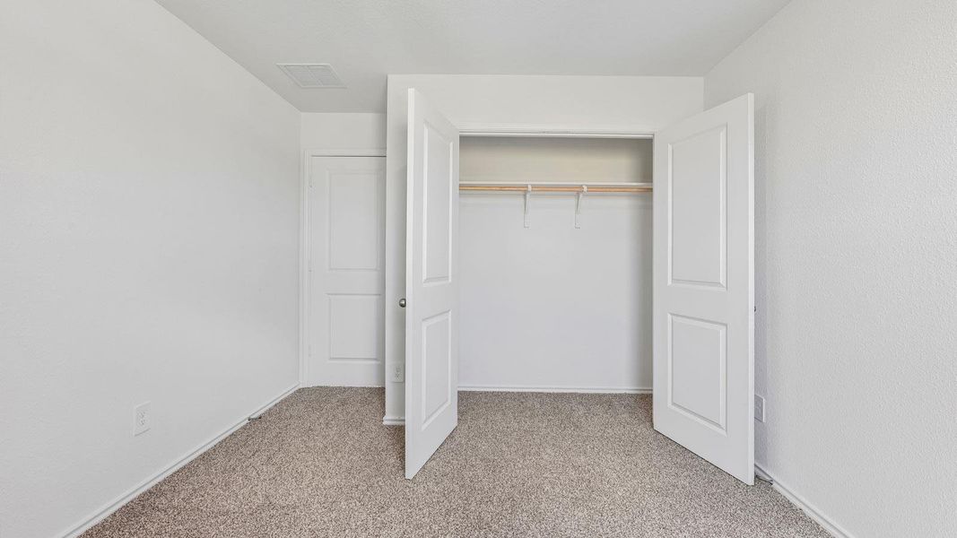 Spacious, unfurnished interior of a new home in Valverde, Bastrop (Image 16). Spacious, unfurnished interior of a new home in Valverde, Bastrop (Image 16).