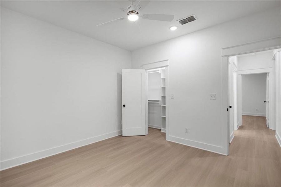 Spacious, unfurnished interior of a new home in , Lindale (Image 30). Spacious, unfurnished interior of a new home in , Lindale (Image 30).