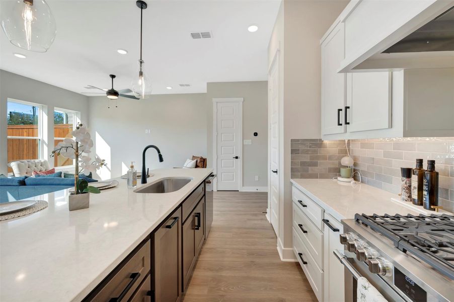 Furnished interior view inside a new home in Retreat at Oak Park, Houston (Image 10).