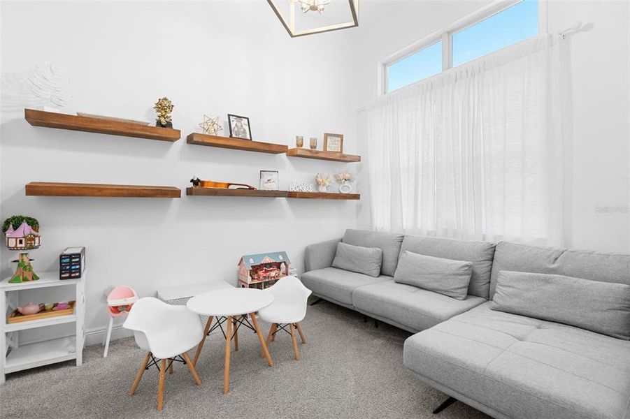 Furnished interior view inside a new home in , Orlando (Image 12).