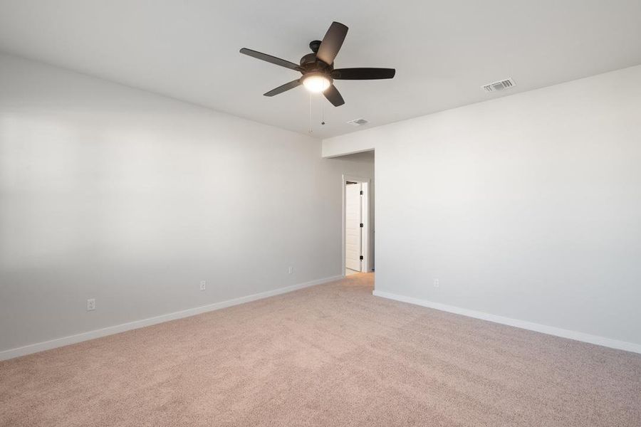 Spacious, unfurnished interior of a new home in Union Collection at Park Central, Georgetown (Image 36).