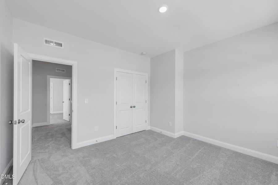 SUN_CaydenCove_Pic_Waterbury_QMI_Bed3_2o