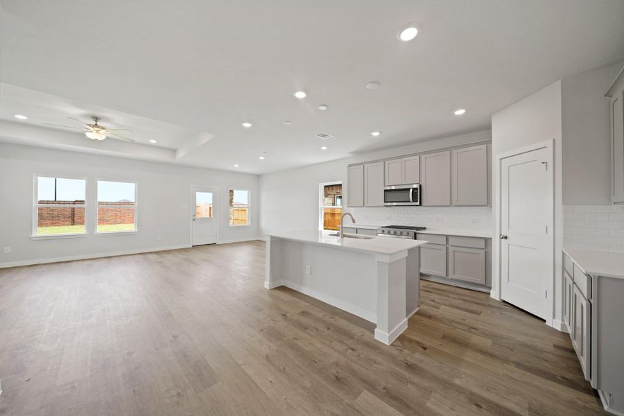 Image 25 of a home in Sunterra.