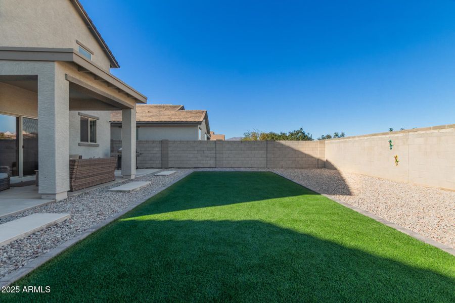 35 - Seldon 35 - Seldon