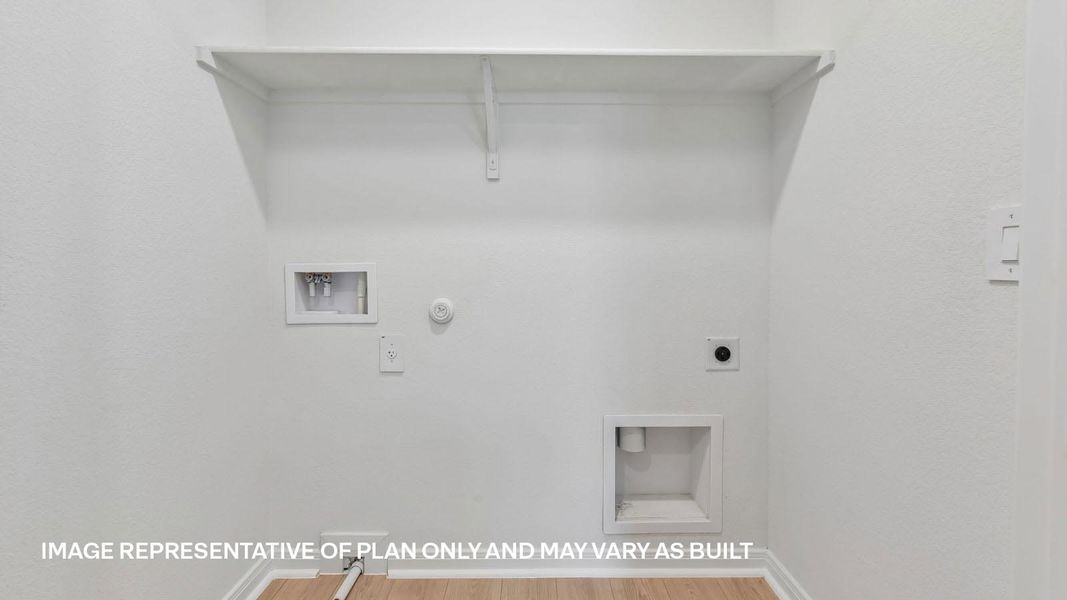 Spacious, unfurnished interior of a new home in Avery Centre, Round Rock (Image 30).