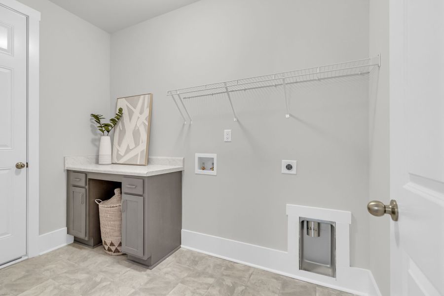 Furnished interior view inside a new home in Homecoming, Ravenel (Image 25).