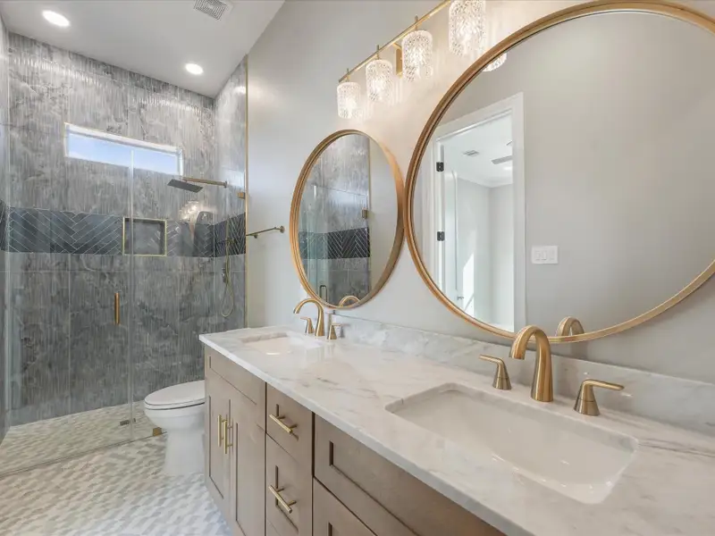 Furnished interior view inside a new home in , Freeport (Image 10).