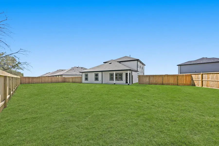 Exterior details and patio area of a home in Medina, Dayton (Image 3).