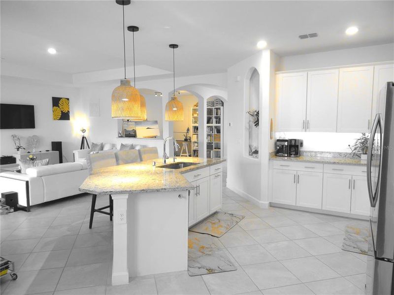 Furnished interior view inside a new home in , Bradenton (Image 23).