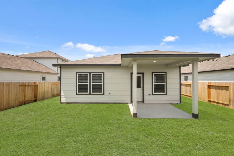 Image 16 of a home in Sherwood Glen.