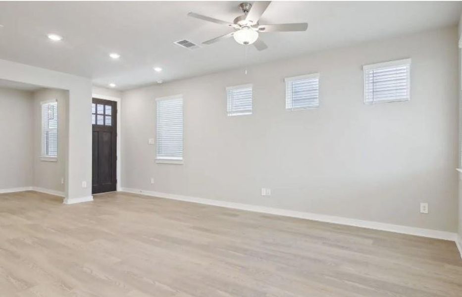 Photo is not of the actual home, but is an inspirational photo of builder’s model home and may depict options, furnishings, and/or decorator features that are not included Photo is not of the actual home, but is an inspirational photo of builder’s model home and may depict options, furnishings, and/or decorator features that are not included